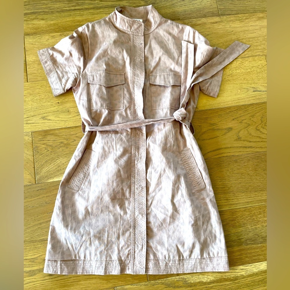 Storia short sleeve button down dress